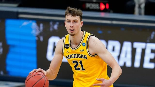 新秀和几位 新秀和几位