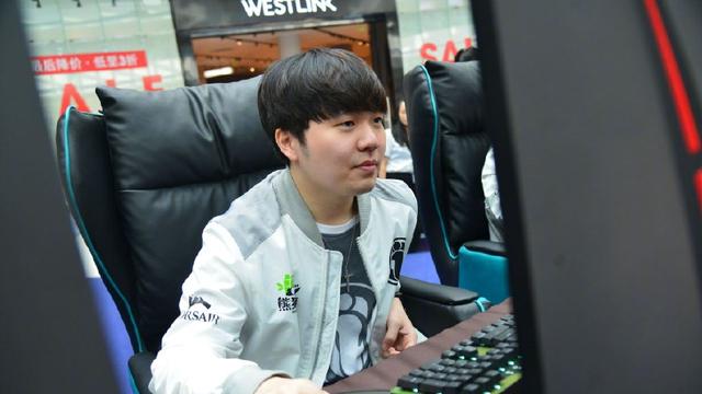 的比赛中 的比赛中